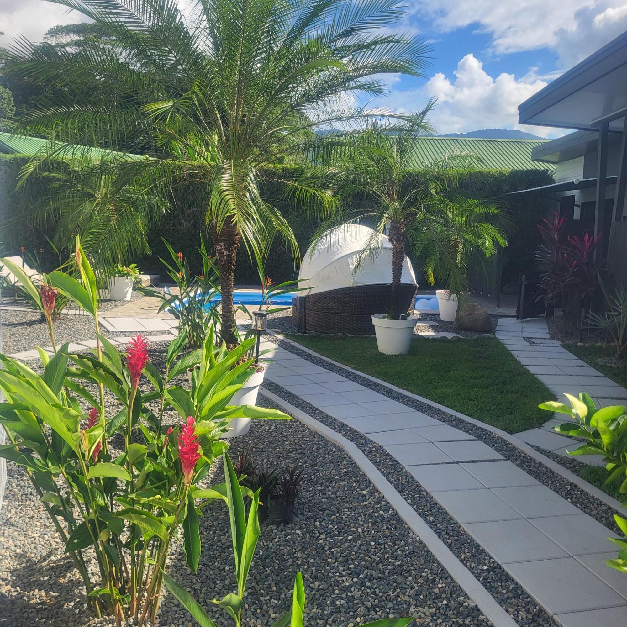 Madre Terra Bed and Breakfast Uvita Buitenkant foto